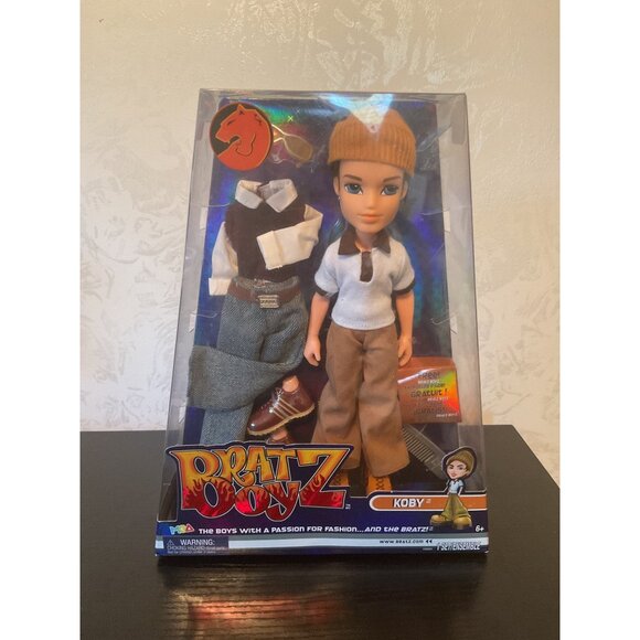 Bratz Original Fashion Doll Koby Boyz Series 3 W/ Outfits & Poster - Picture 2 of 4
